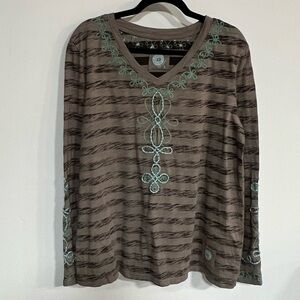 Double D Ranch Embroidered Long Sleeve Top